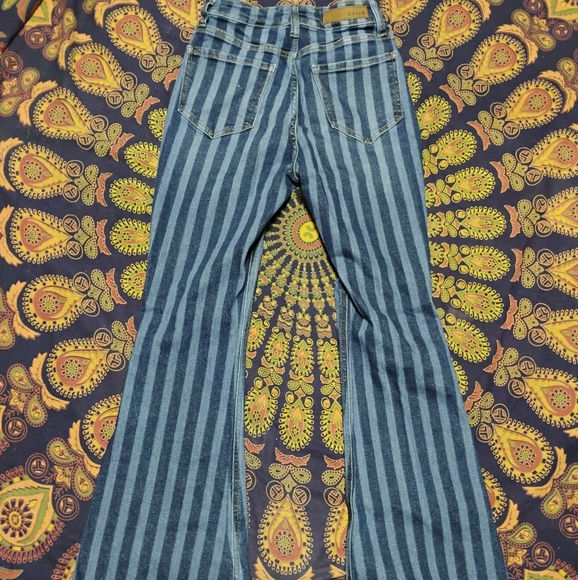 Cello Bell Bottom pants 💙 - Picture 3 of 5